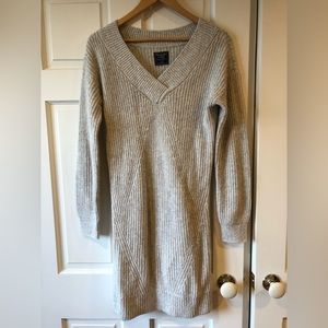 {Abercrombie} V-Neck Sweater Dress